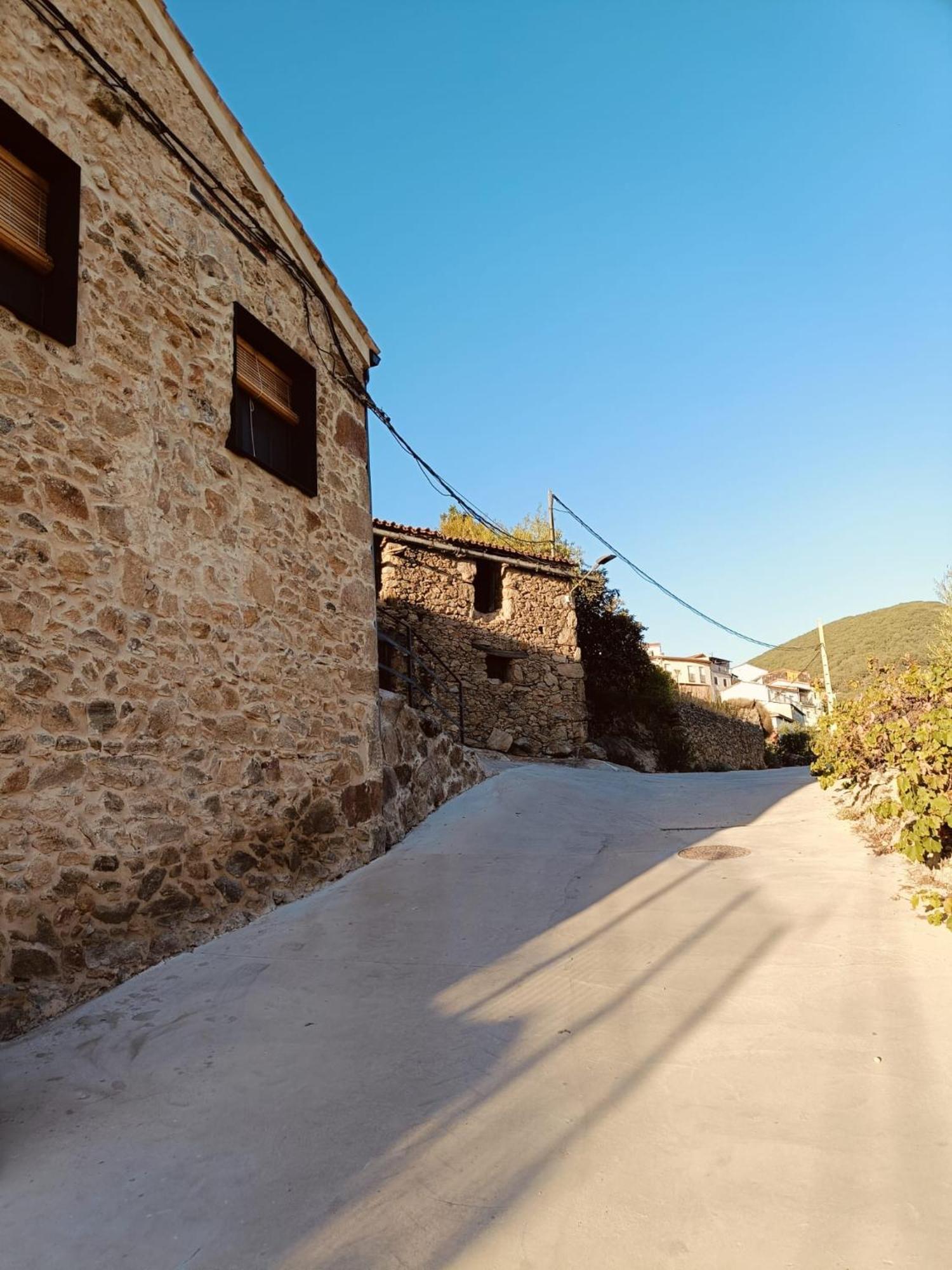 La Casa De Abajo Villa Arroyomolinos de la Vera Bagian luar foto